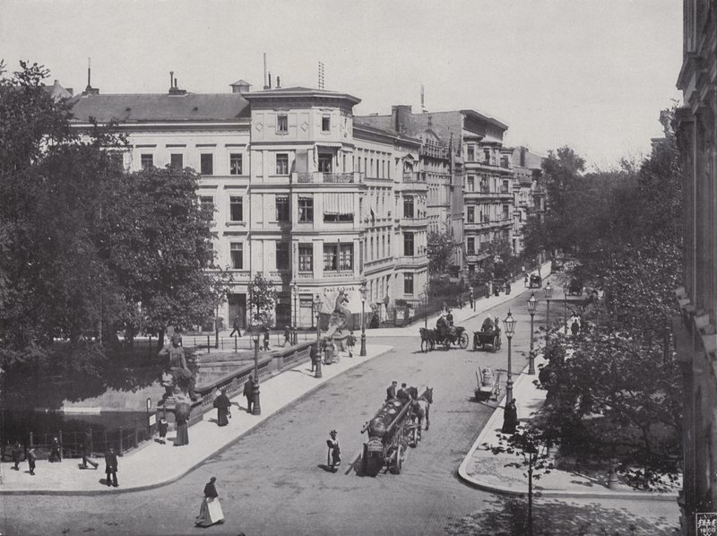 Heydt-Brucke और Bendler-Strasse (b/w photo) से द्वारा फ़ोटोग्राफ़र जर्मन