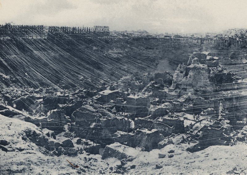 पुराने दिनों में दृश्य, 1874 में किम्बरली माइन (बी/डब्ल्यू फोटो) द्वारा दक्षिण अफ्रीकी फोटोग्राफर