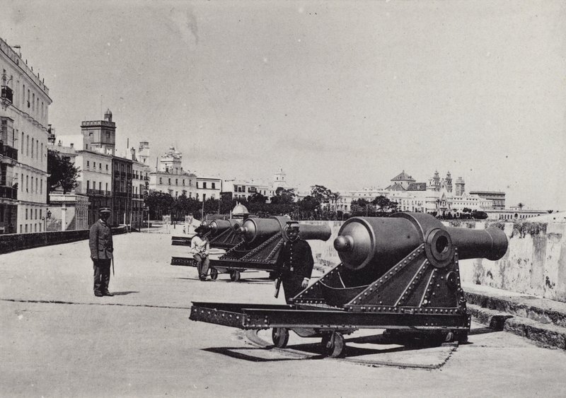 कैडिज़: सैन कार्लोस की बैटरी (बी / डब्ल्यू फोटो) द्वारा स्पैनिश फोटोग्राफर